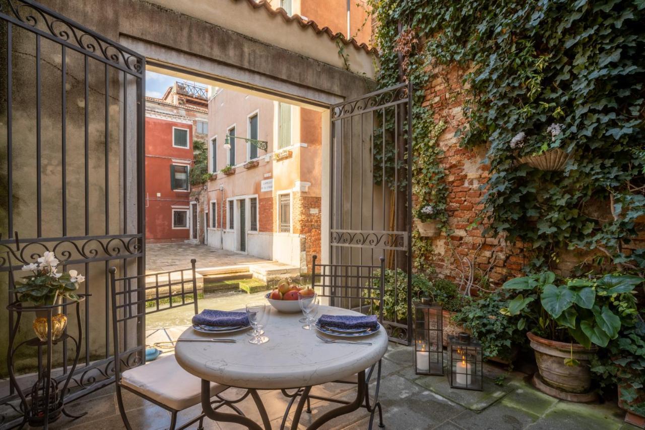 Garden Mansion With Private Mooring R&R Apartment Venice Exterior photo