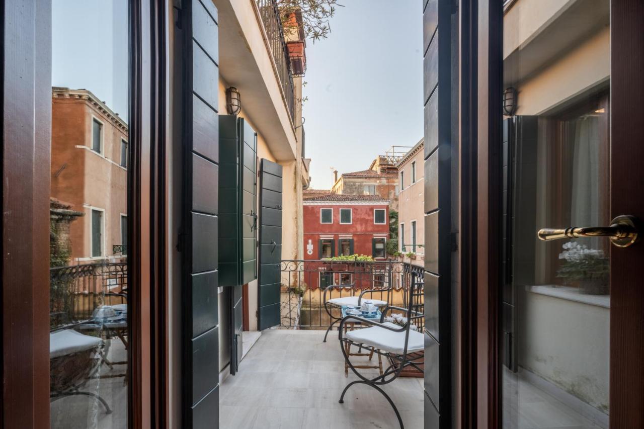 Garden Mansion With Private Mooring R&R Apartment Venice Exterior photo